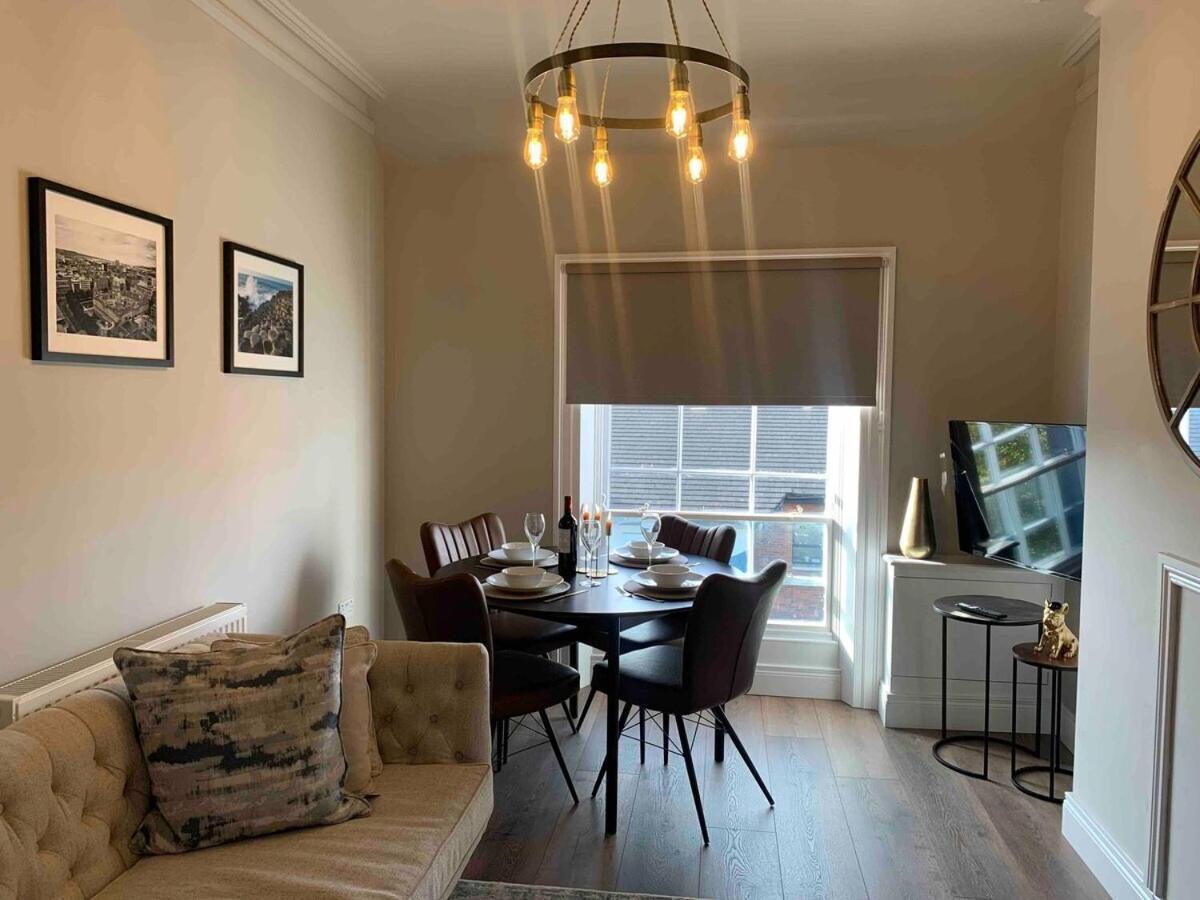 The Auction House Apartment Belfast Room photo